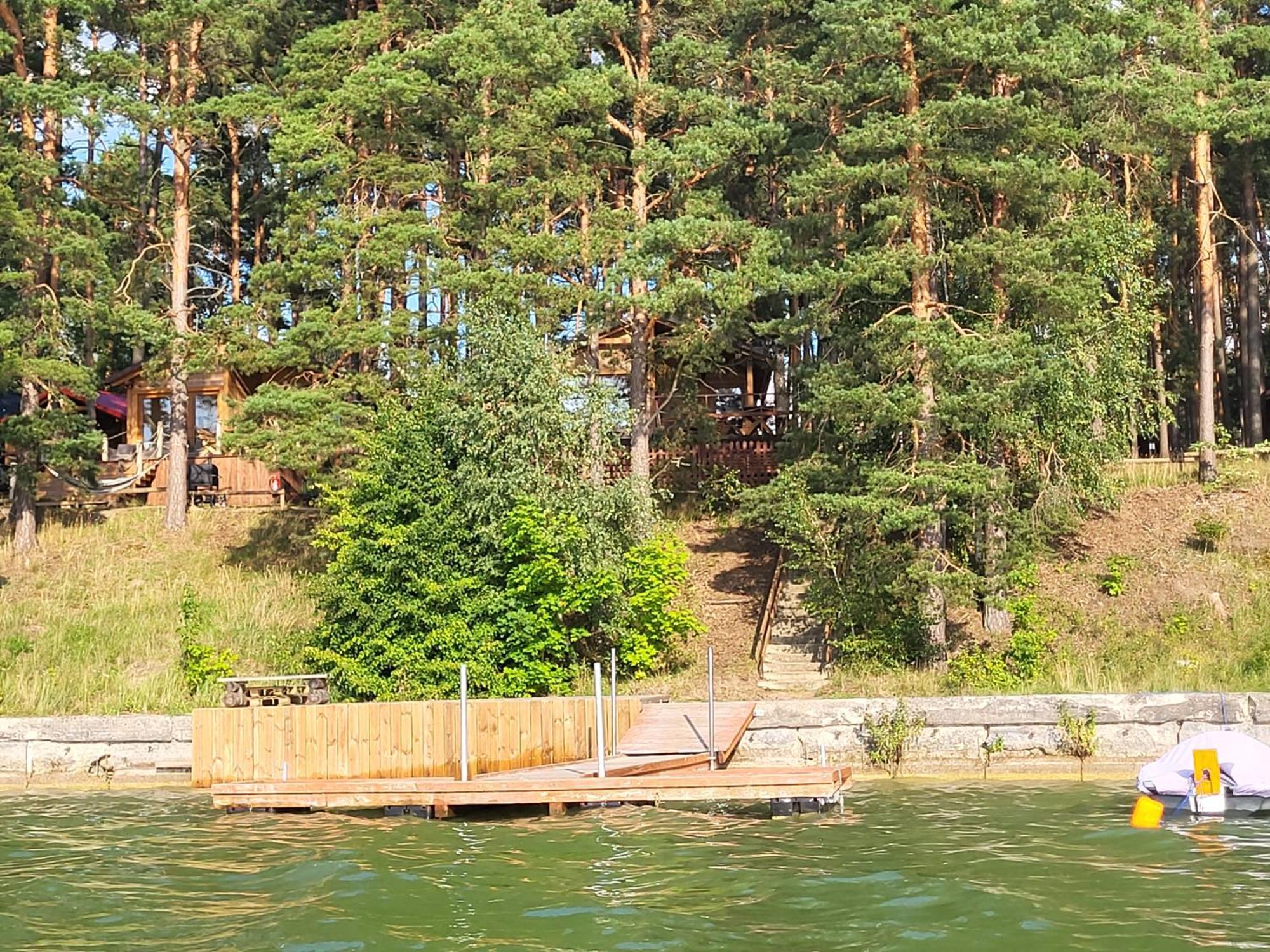 Hotel Dzik W Zagrodzie Borsk Exterior foto